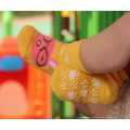 Großhandel Kindersocken Herbst- und Winter 100% Baumwollkorallen Dicke Fleece Füße Nicht-rutschflecken-Bodensocken Babysocken